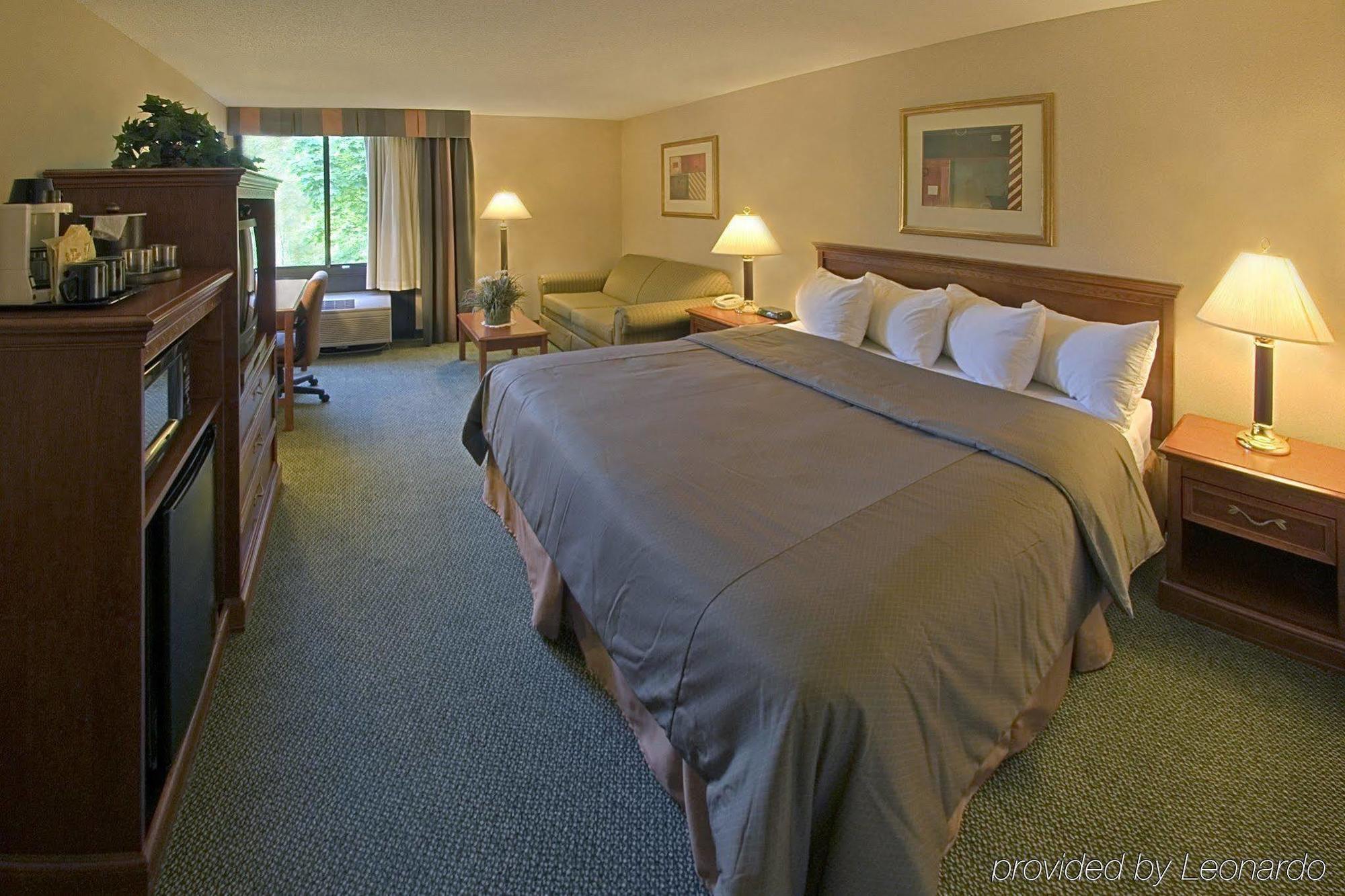 Cortina Inn Rutland Exterior photo